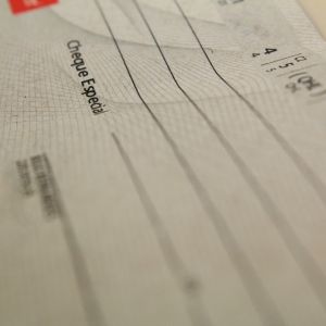 Cheques ainda s�o alternativa de pagamento